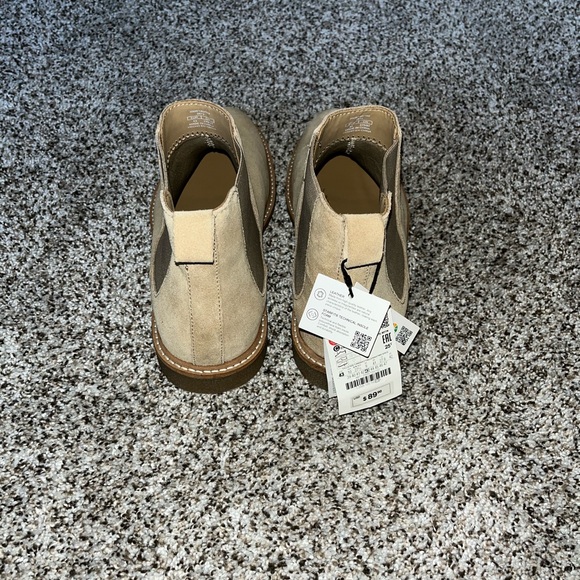 Zara Tan Chukka Boots Suede Minimalist Design